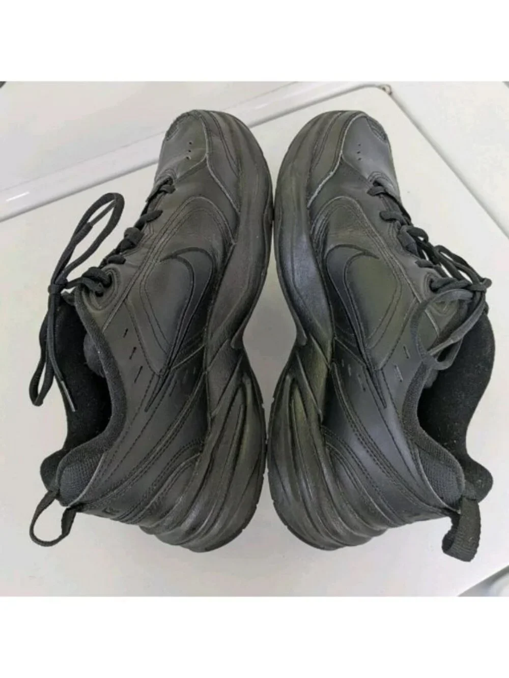 Nike Air Monarch IV Men's Black Sneakers Size 9.5 US 415445-001